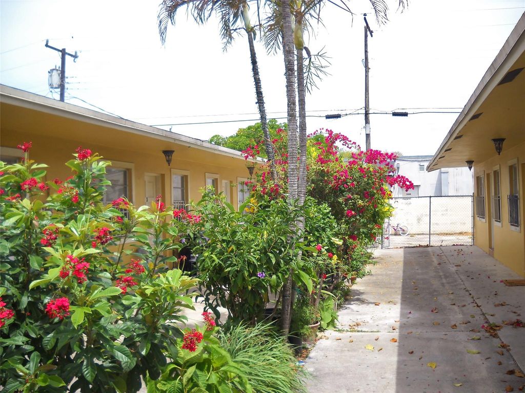 Photo of 3817 SW 13th Court #1, Fort Lauderdale, FL 33312 (MLS # F10481270)