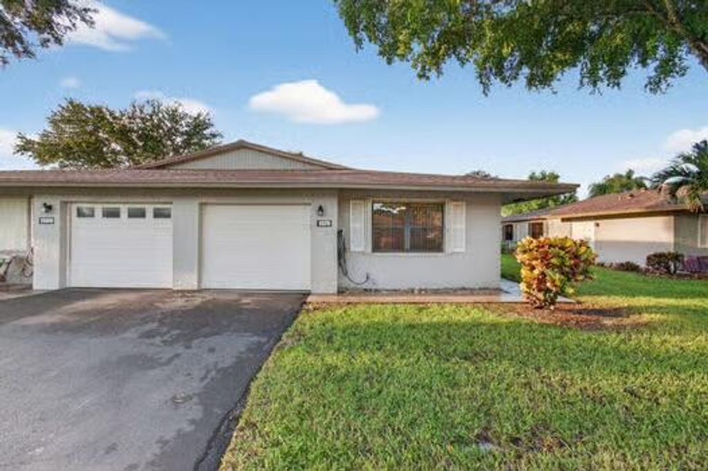 Photo of 1570 Palmland Drive, Boynton Beach, FL 33436 (MLS # R11125560)