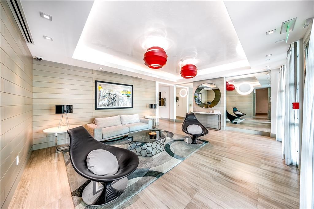 353 Sunset - Residential