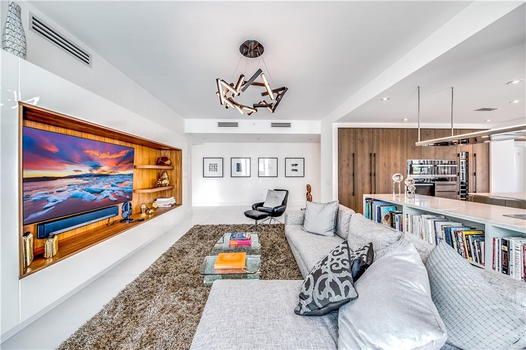 353 Sunset - Residential