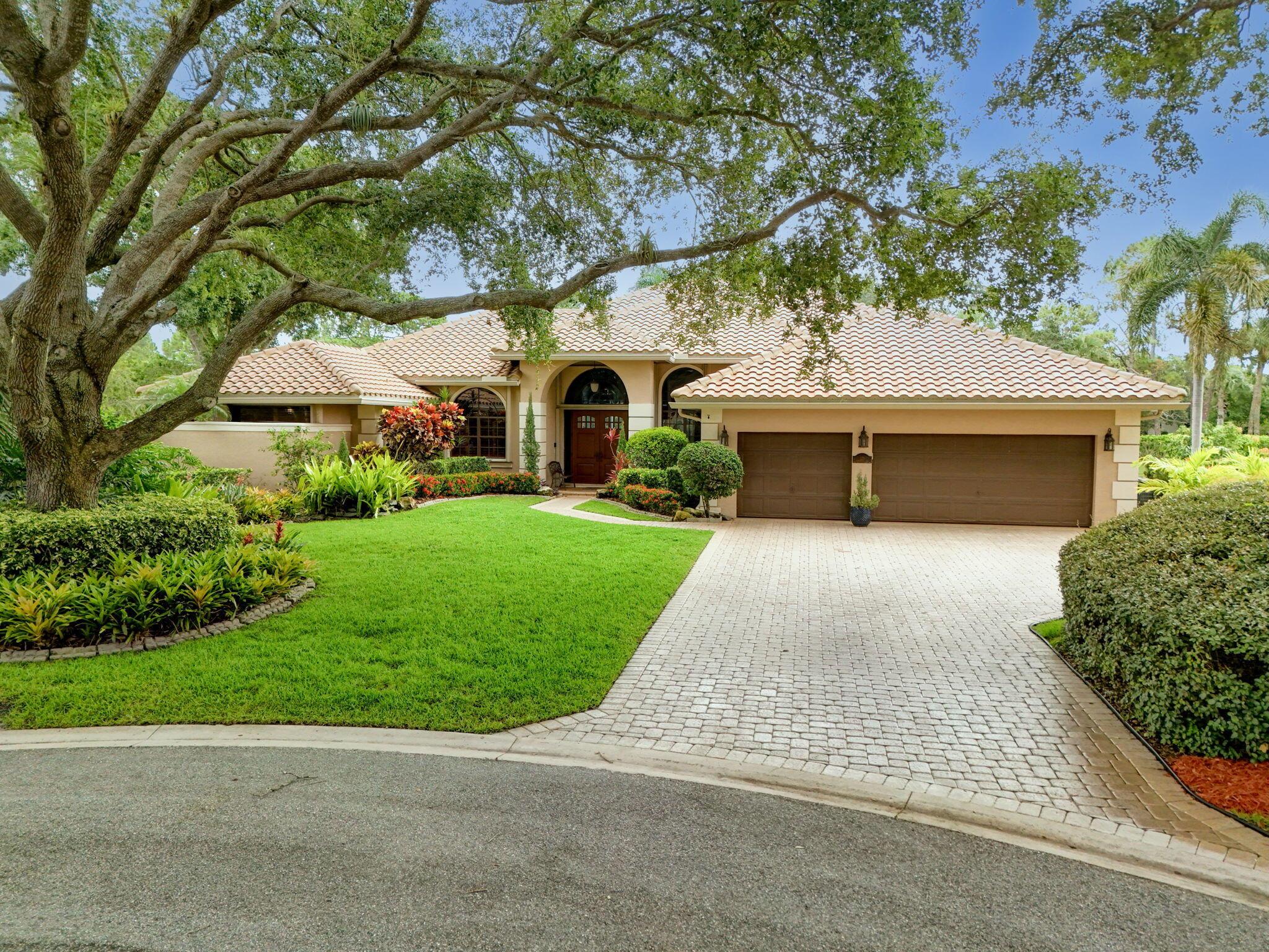 Rarely available custom lakefront home in desirable Northfork. Nestled on a tranquil cul-de-sac with expansive lake views, this rarely available, custom-built single-story home offers the ultimate in Florida living. Boasting over 2,900 sq. ft. of meticulously designed space, this home offers a highly desirable split floor plan, soaring ceilings, & exceptional quality construction throughout. The chef's kitchen opens to a spacious great room & is offers abundant storage, making it perfect for everyday living & entertaining. The Owner's Suite is a private retreat, complete with a luxurious bathroom, a custom-built walk-in closet, & access to the serene outdoor living area. Step outside to your own private oasis, redesigned in 2019, the stunning pool & entertaining area will not disappoint!