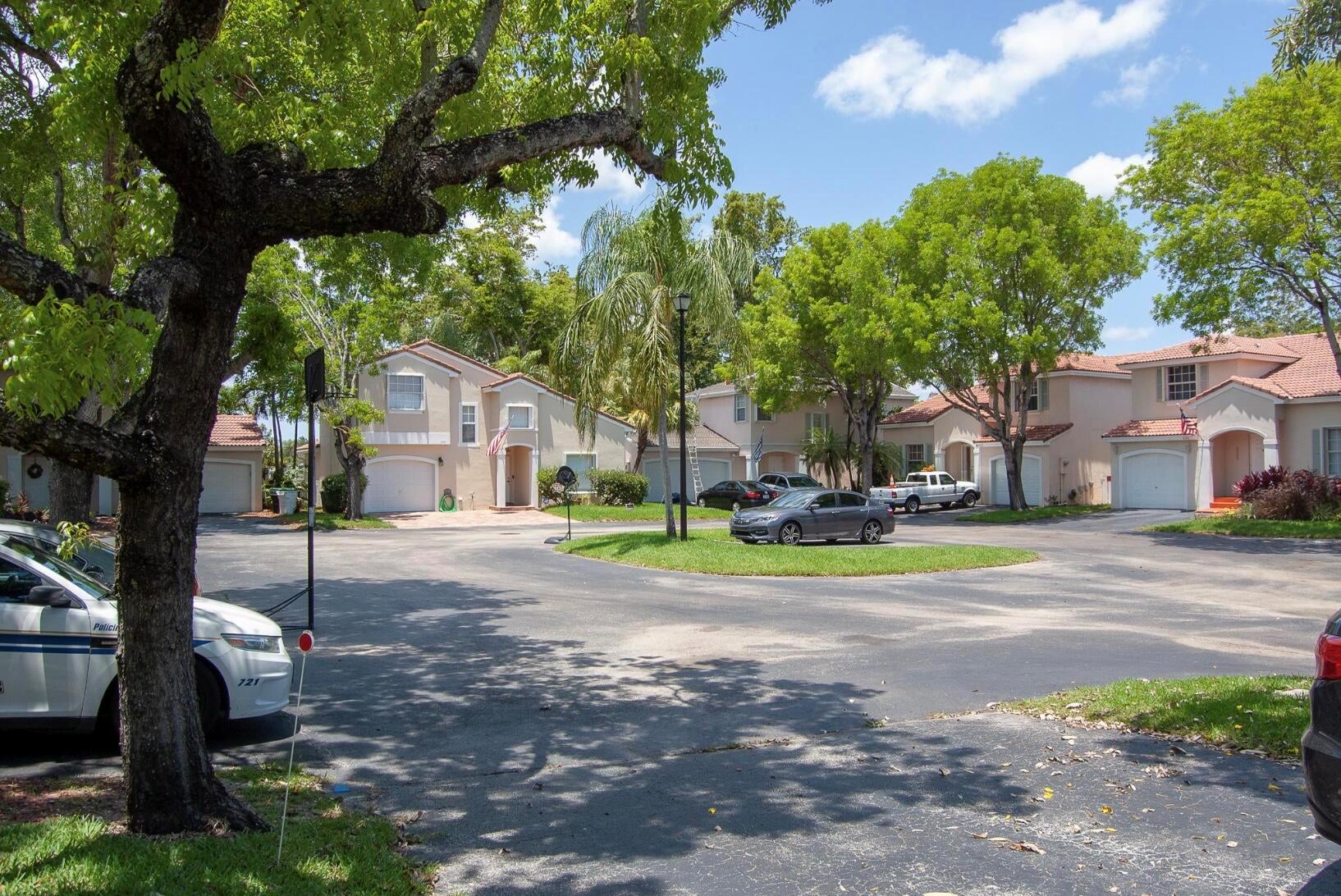 6101 NW 44th Terrace