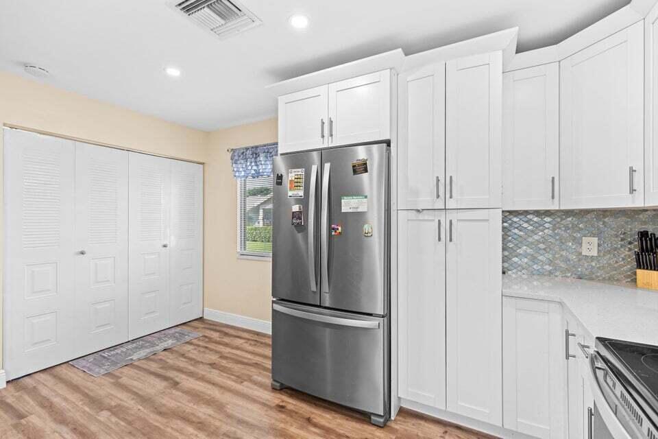 RAINBERRY BAY SEC 10 - Residential Lease