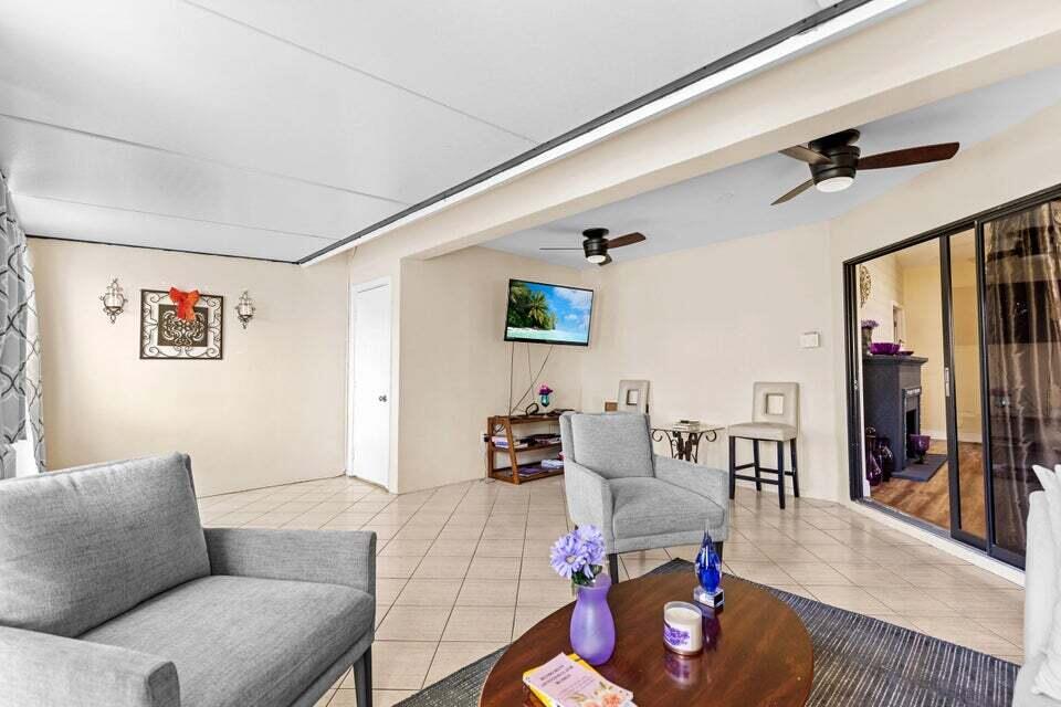 RAINBERRY BAY SEC 10 - Residential Lease