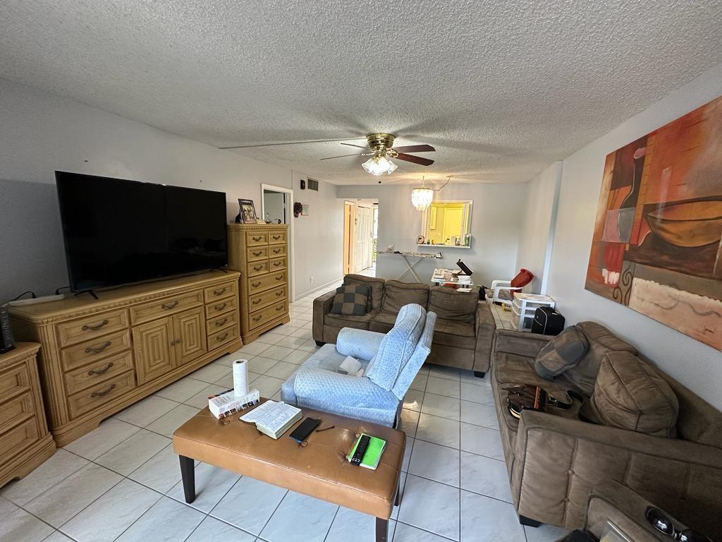 OPPORTUNITY TO OWN OR START AN INVESMENT. THIS AMAZING CONDO 1/1.5 GREAT LOCATION IN POLYNESIAN GARDENS COMMUNITY. CLOSE TO MAIN ROADS, RESTAURANTS AND SHOPPING CENTER, THE APARMENT FEATURES A LARGE LIVING ROOM WITH PATIO AND GREAT NATURAL LIGHT A BIG BEDROOM WITH A LARGE WALK-IN CLOSET WELL MAINTAINED COMMUNITY, OK TO RENTED WITH SAME RESTRICTIONS, NO SPECIAL ASSESSMENTS, THE BUILDING HAS COMPLETED THE 40-YEAR CERTIFICATION, HOA HAS RESERVE.