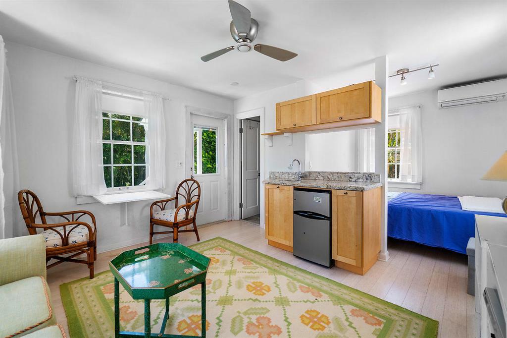 ROYAL PARK - Residential