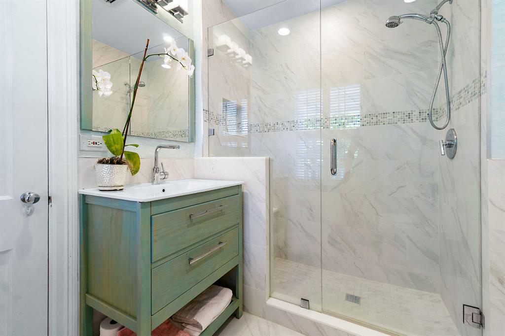 ROYAL PARK - Residential