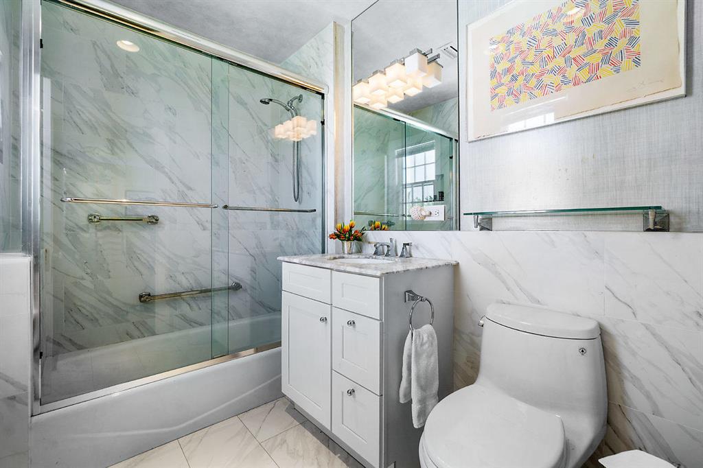 ROYAL PARK - Residential