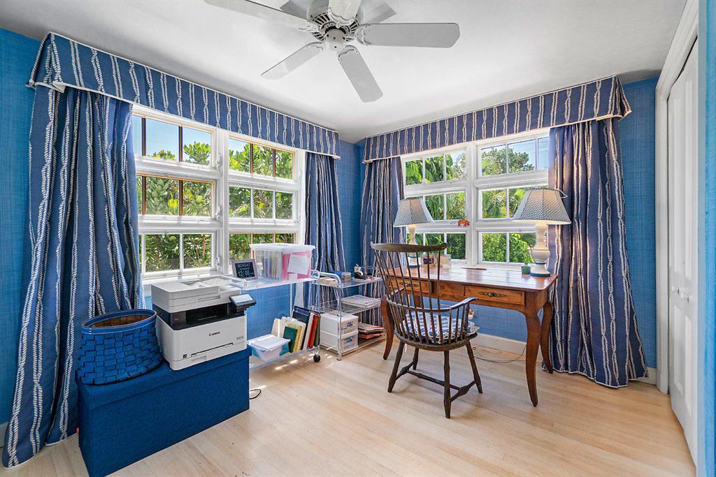 ROYAL PARK - Residential