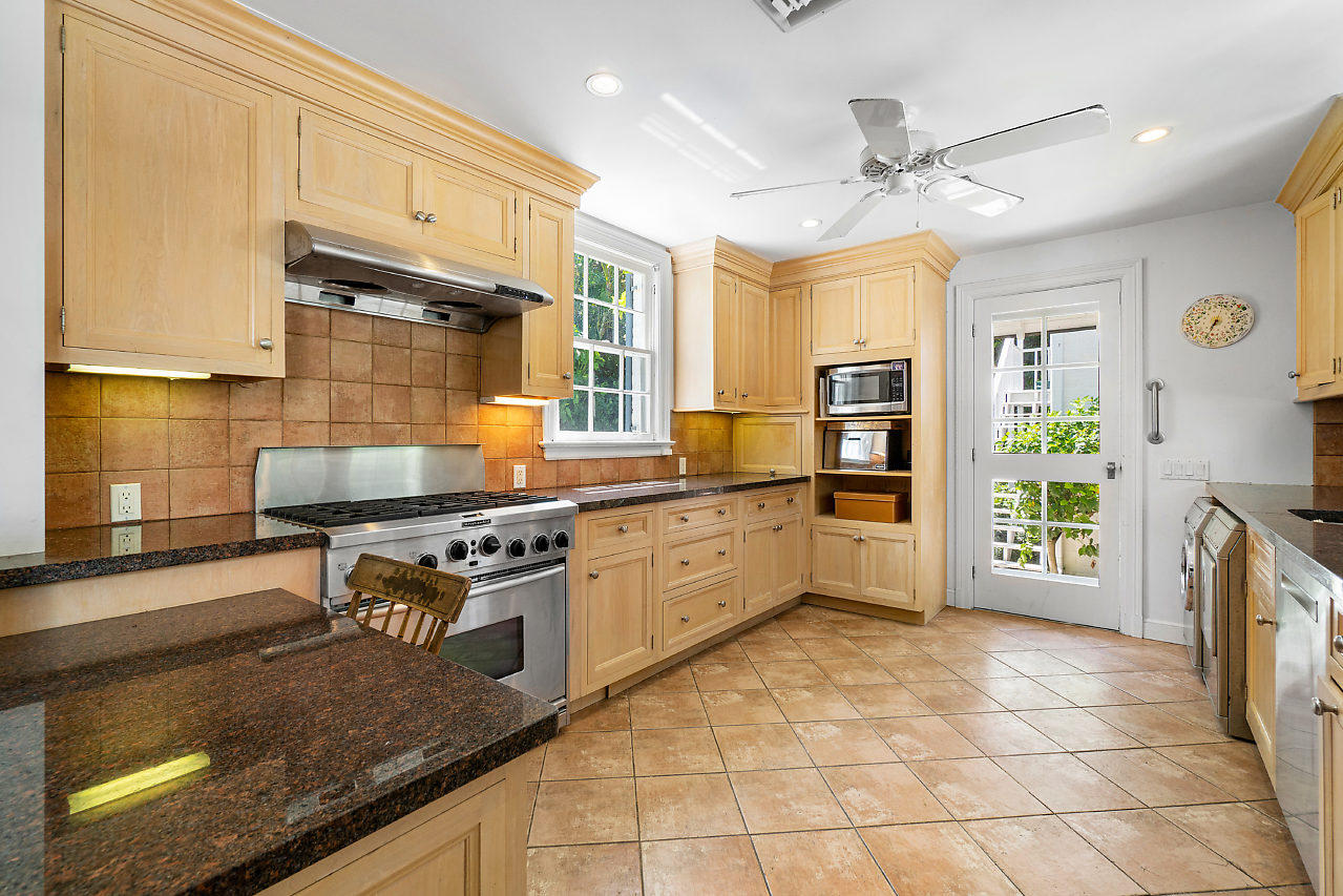 ROYAL PARK - Residential