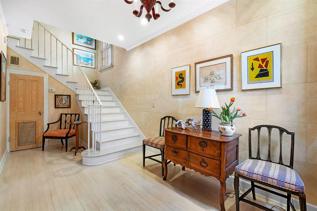 ROYAL PARK - Residential