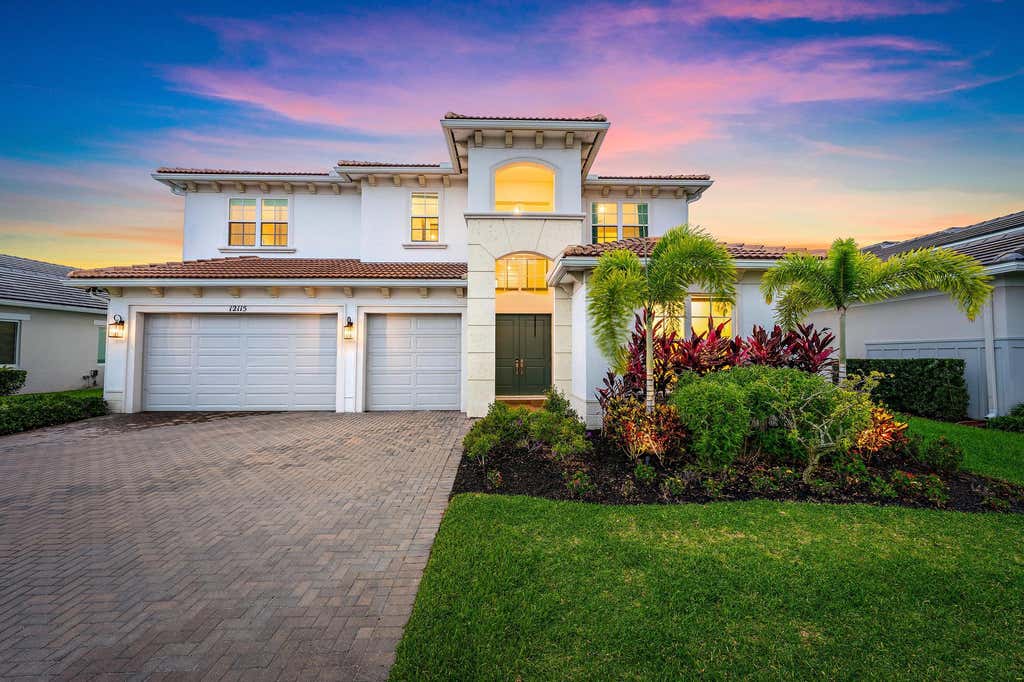 Photo of 12115 Waterstone Circle, Palm Beach Gardens, FL 33412 (MLS # B26040159)