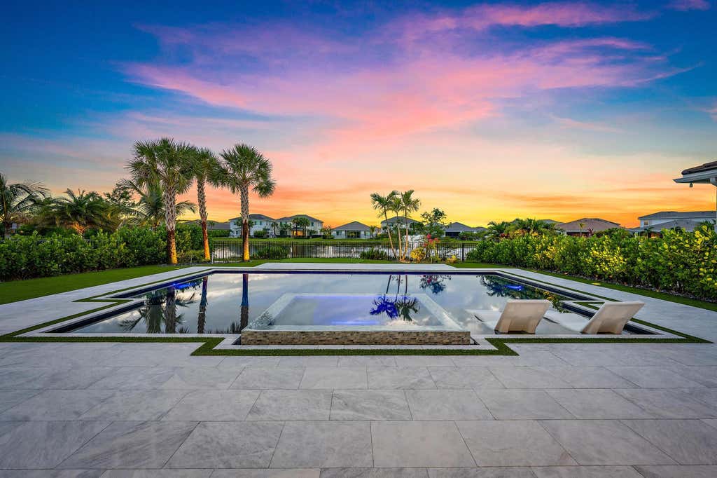 Photo of 12115 Waterstone Circle, Palm Beach Gardens, FL 33412 (MLS # B26040159)