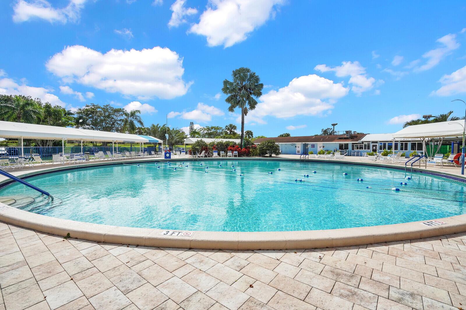 PALM GREENS AT VILLA DEL - Residential
