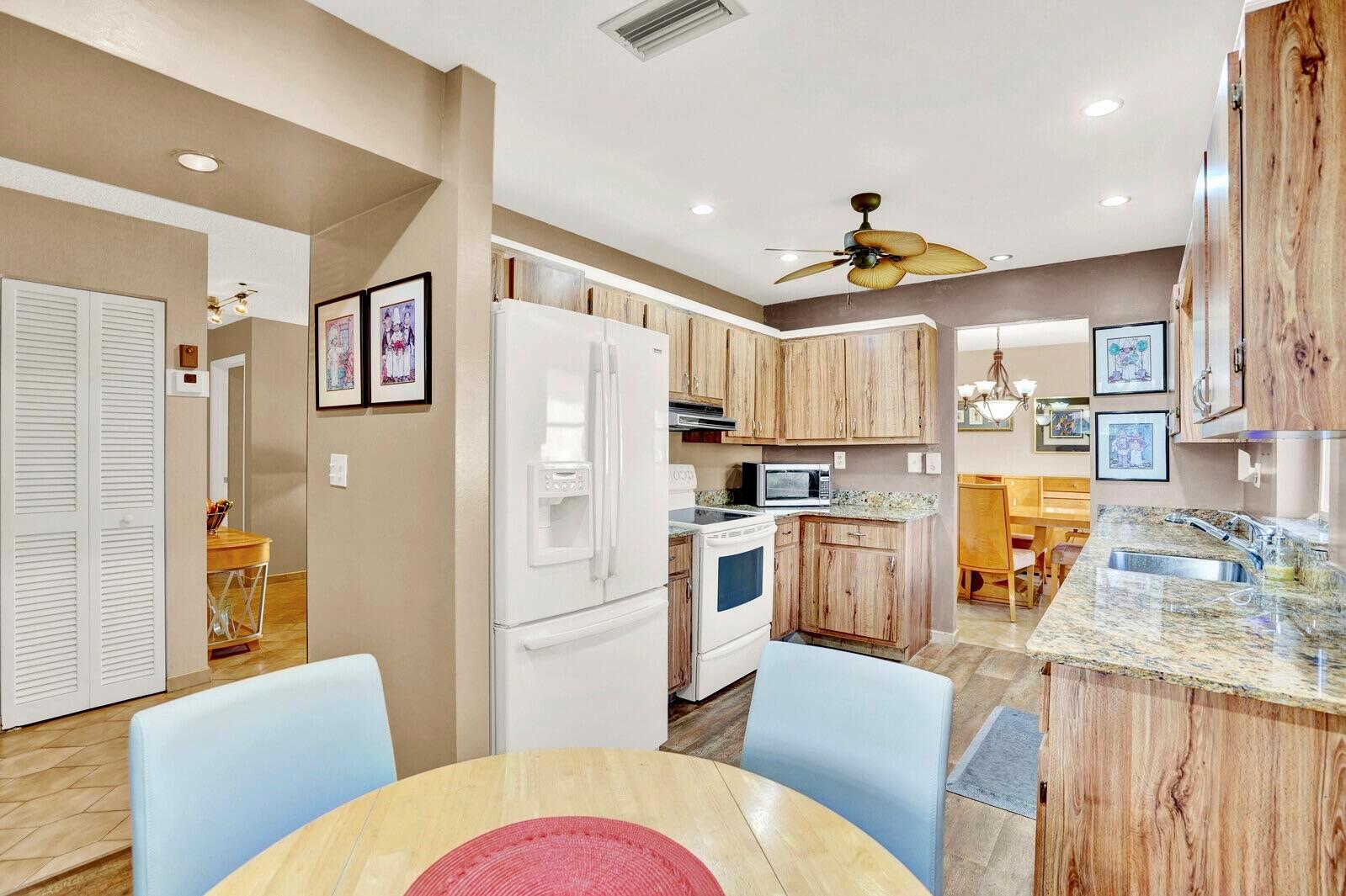 PALM GREENS AT VILLA DEL - Residential