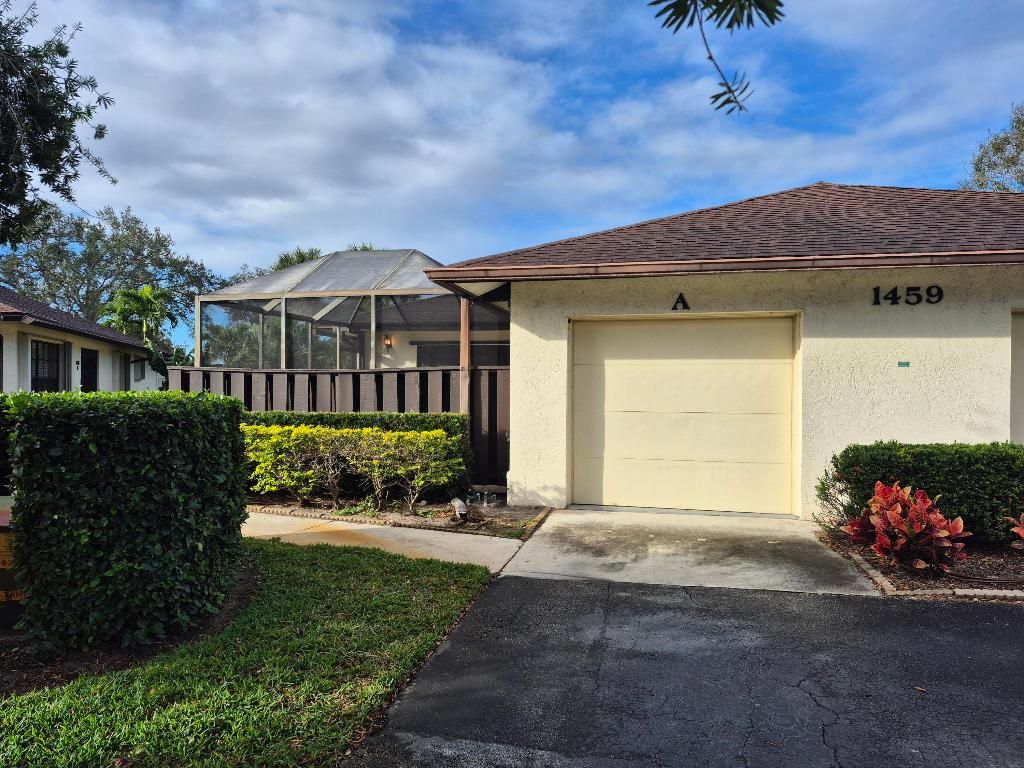 Photo of 1459 Captains Walk #31 A, Fort Pierce, FL 34950 (MLS # R11157593)