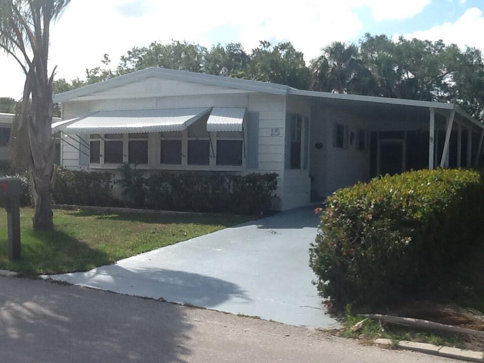 SHORT TERM RENTAL; WATER FRONT HOME in a 55+ Community. Fully Furnished; Please NO Pets and NO Smoking;Tons of Activities, Community Pool, Tennis, Clubhouse and other Facilities. $49.99 RentSpree Screening and $75.00 Park Application fee per Person and Park Approval. Monthly Lease Available Till the End of December 2025.
