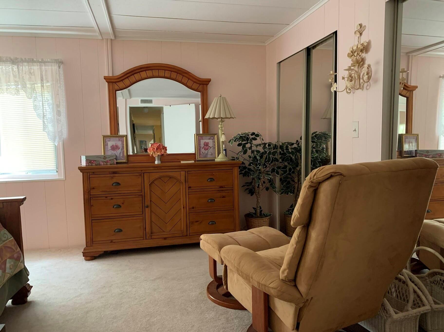 Spanish Lakes Riverfront - Residential Lease