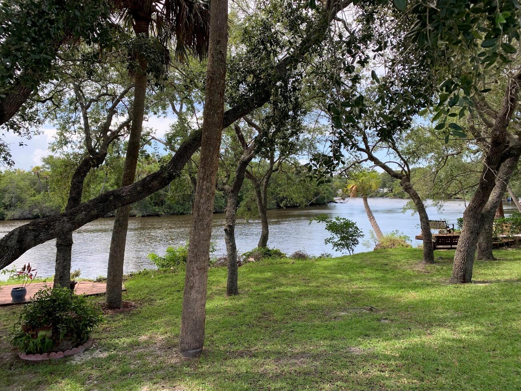 Spanish Lakes Riverfront - Residential Lease