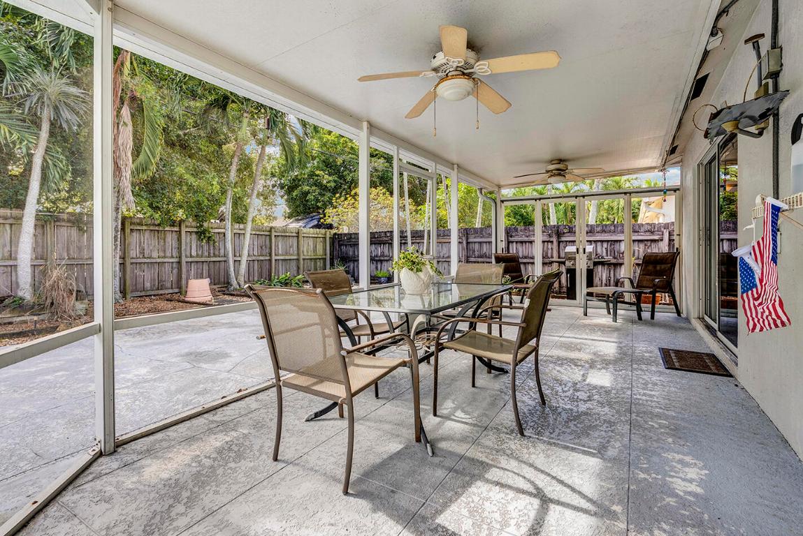 LYONS WEST - Residential