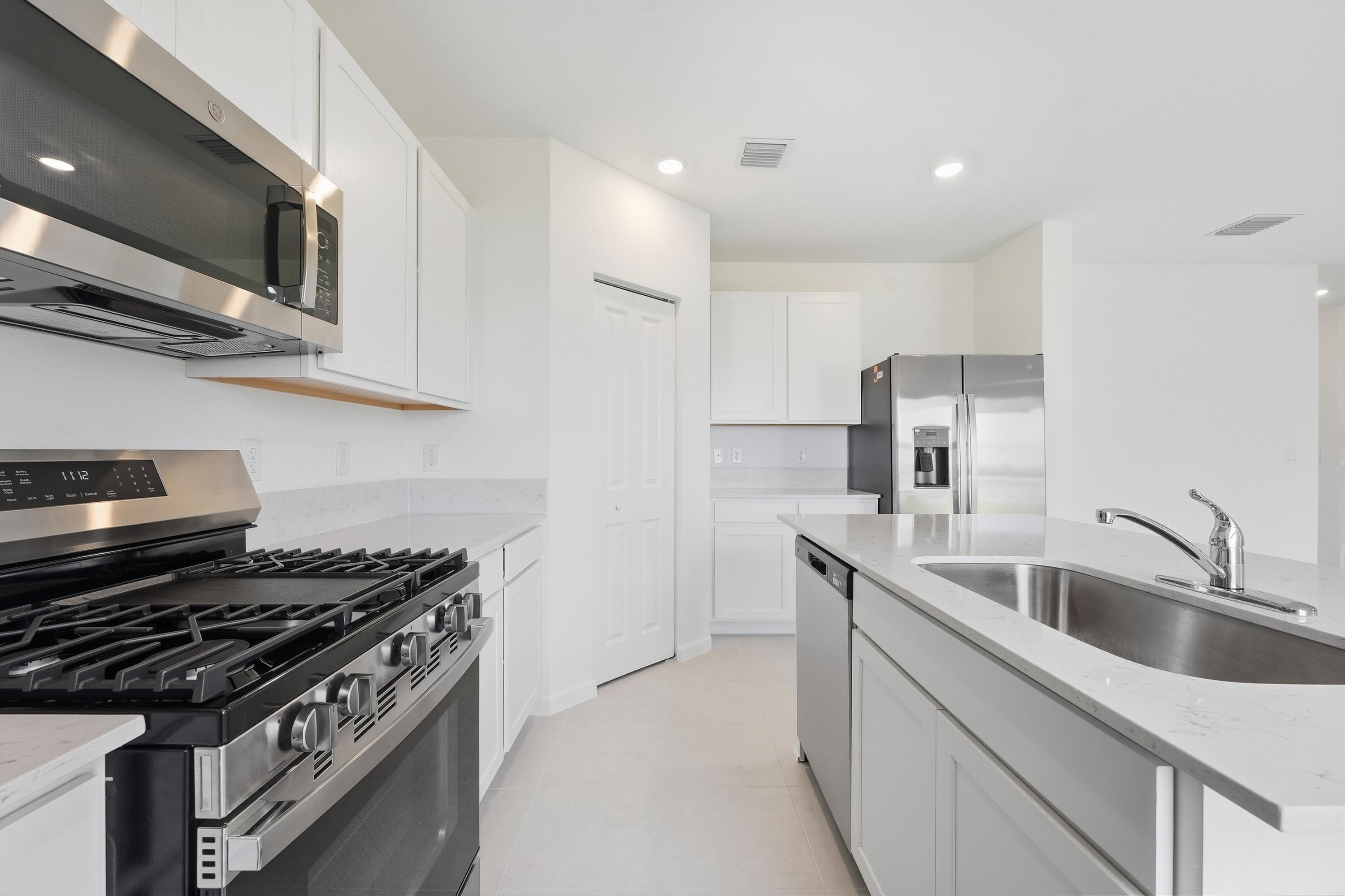 LTC RANCH WEST POD 2 PHASES 1 AND 2 - Residential Lease