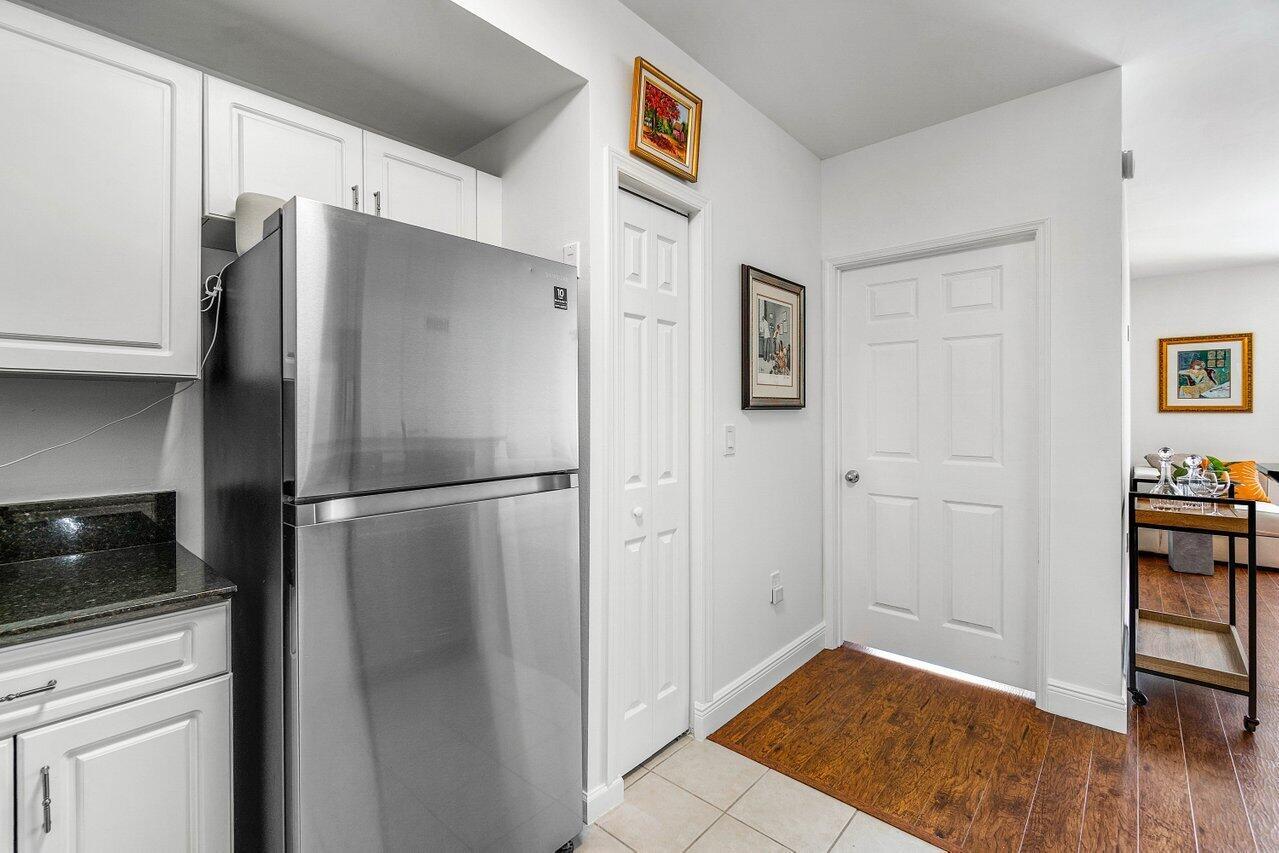 720 S Sapodilla 413 Avenue