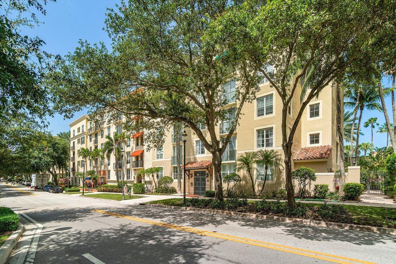 720 S Sapodilla 413 Avenue