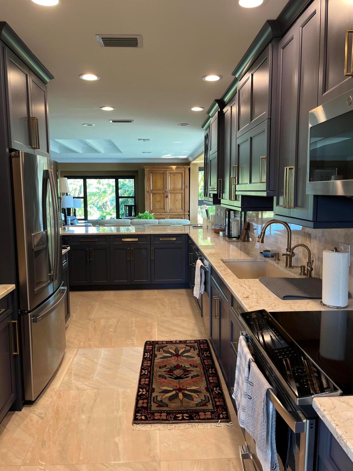 MEADOW BROOK CONDO - Residential Lease