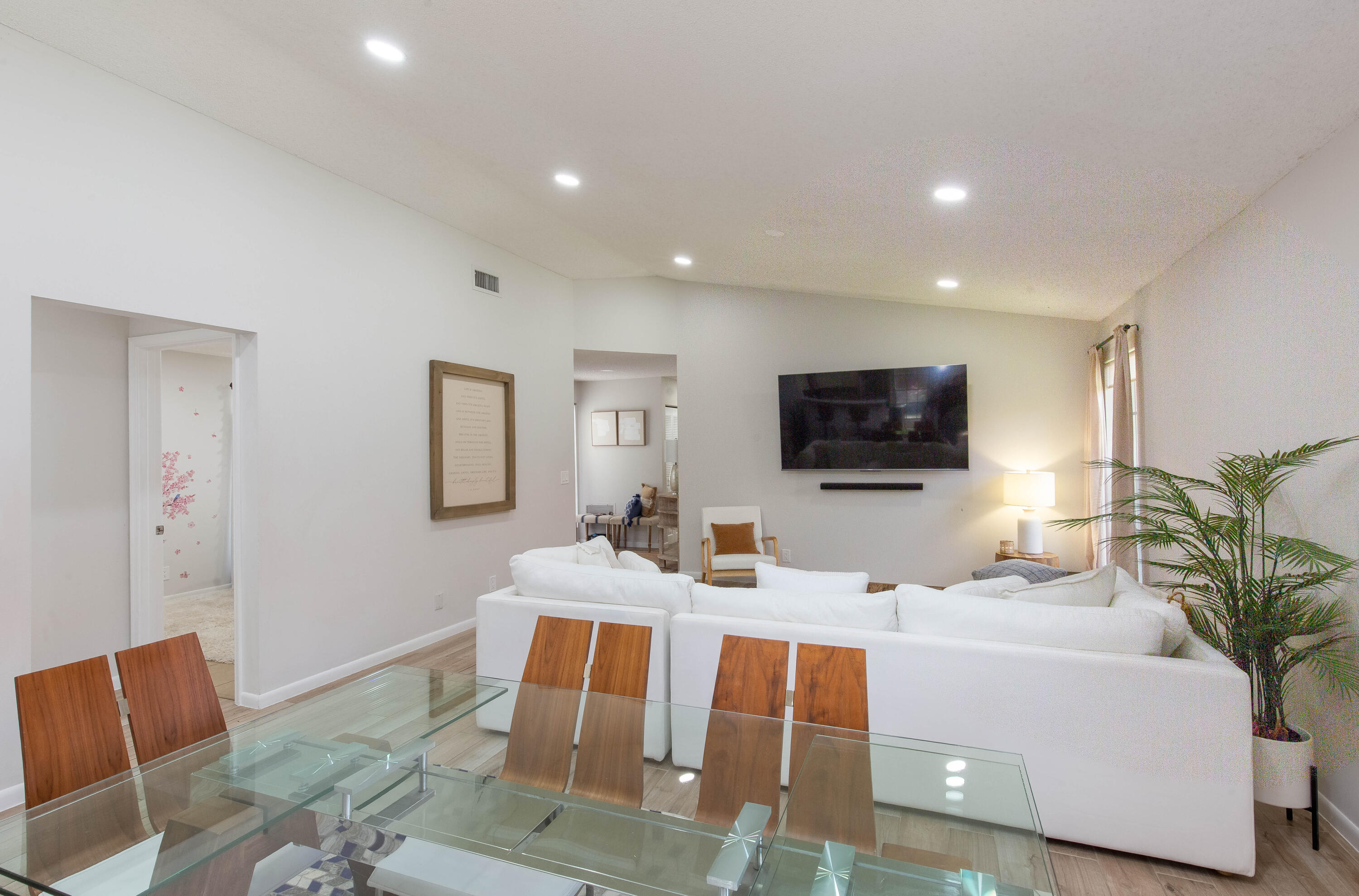 WELLINGTON TR 42B - Residential Lease