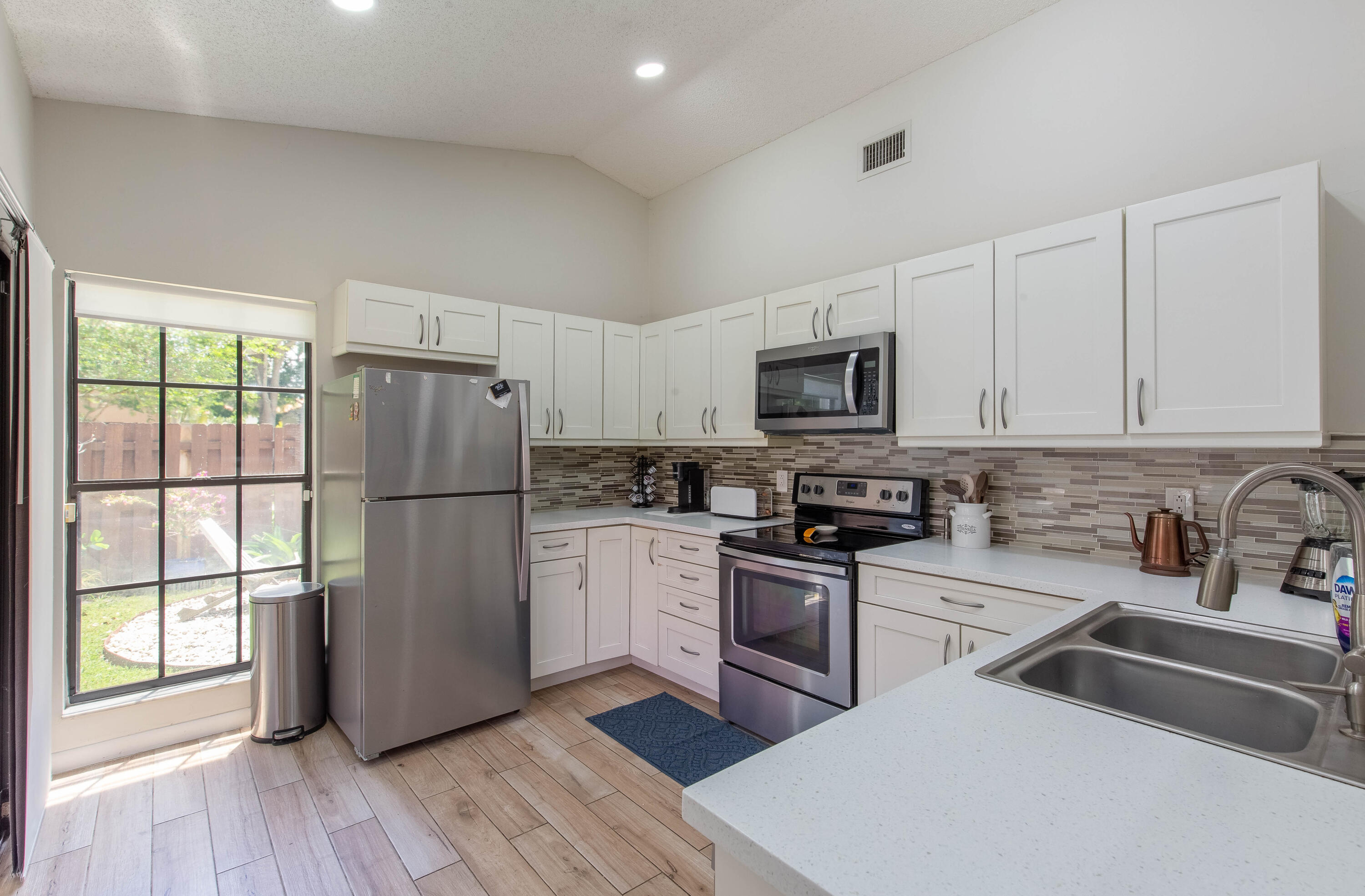 WELLINGTON TR 42B - Residential Lease