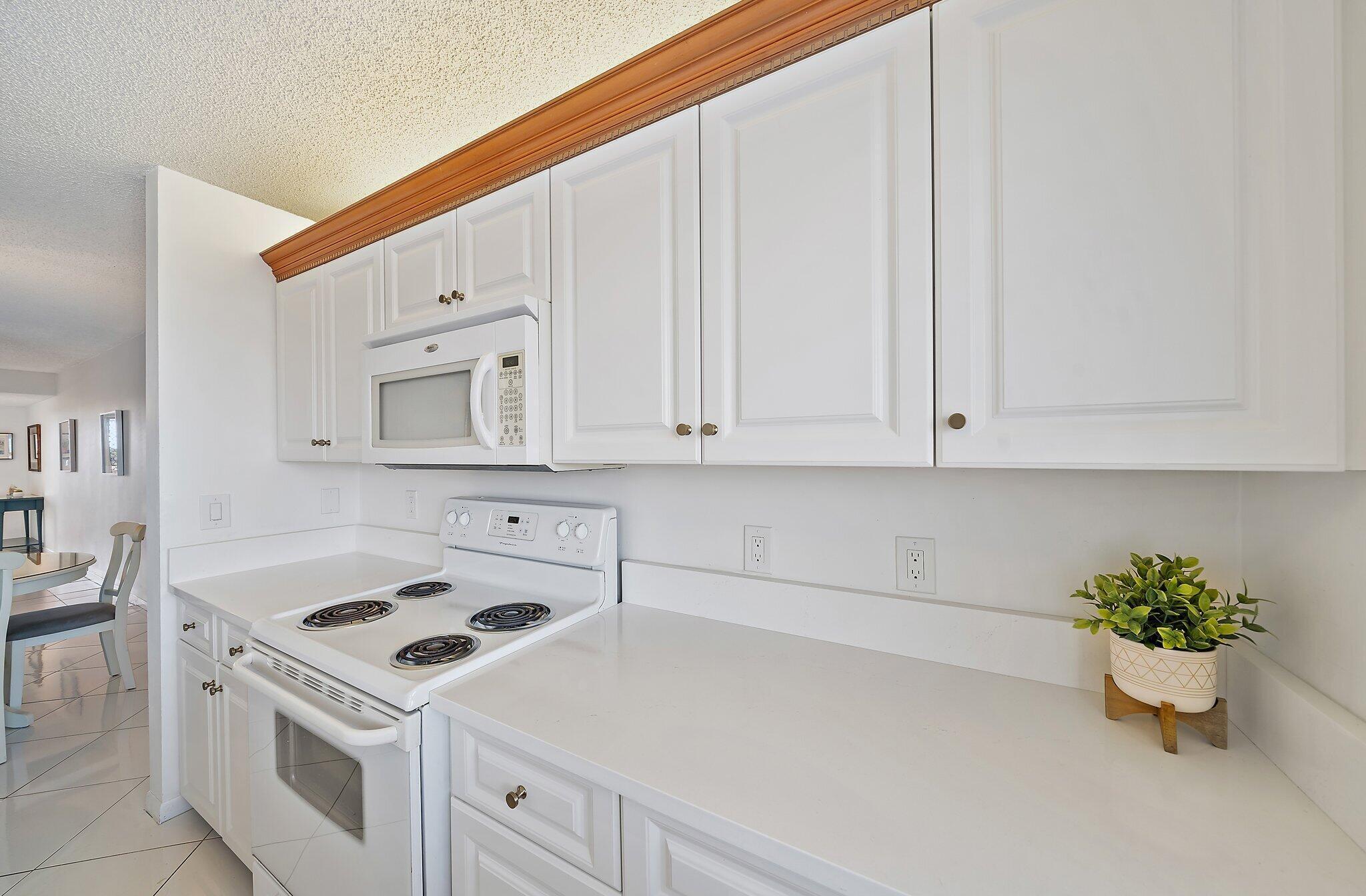 JUPITER BAY ONE THRU SIX CONDO - Residential Lease