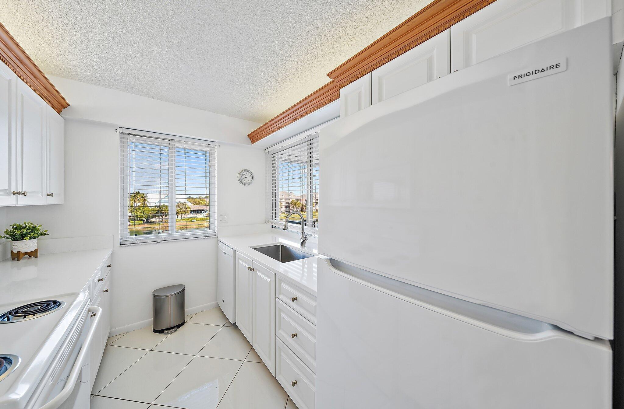 JUPITER BAY ONE THRU SIX CONDO - Residential Lease