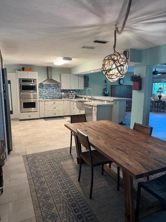 Island Estates - Residential