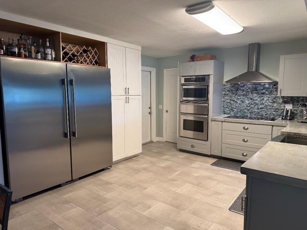 Island Estates - Residential