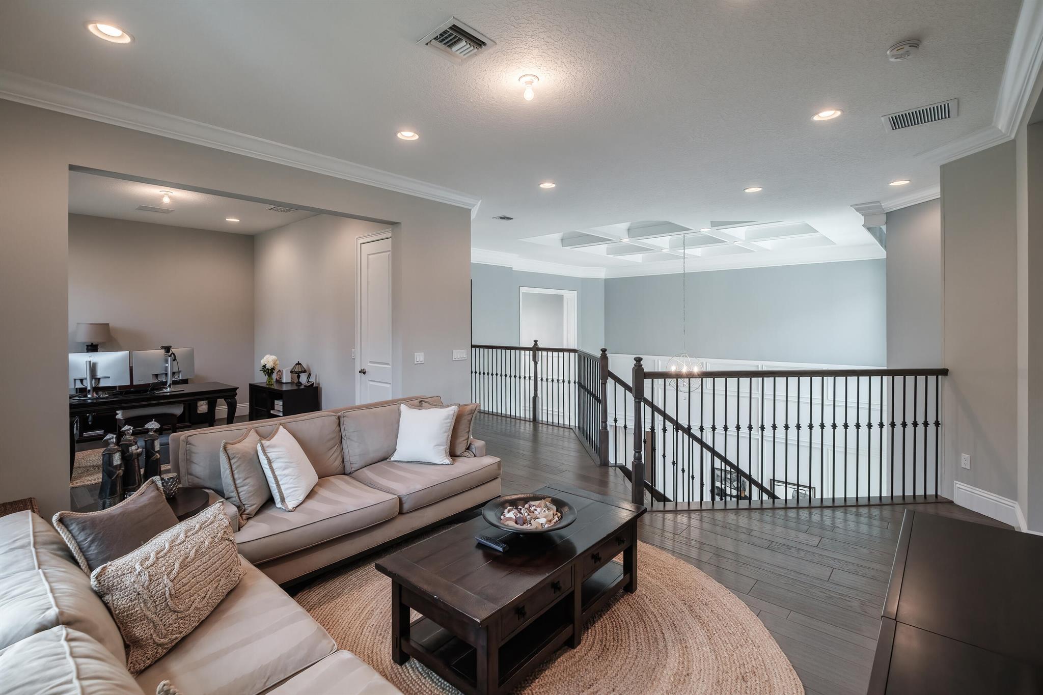 GARDENIA ISLES - Residential