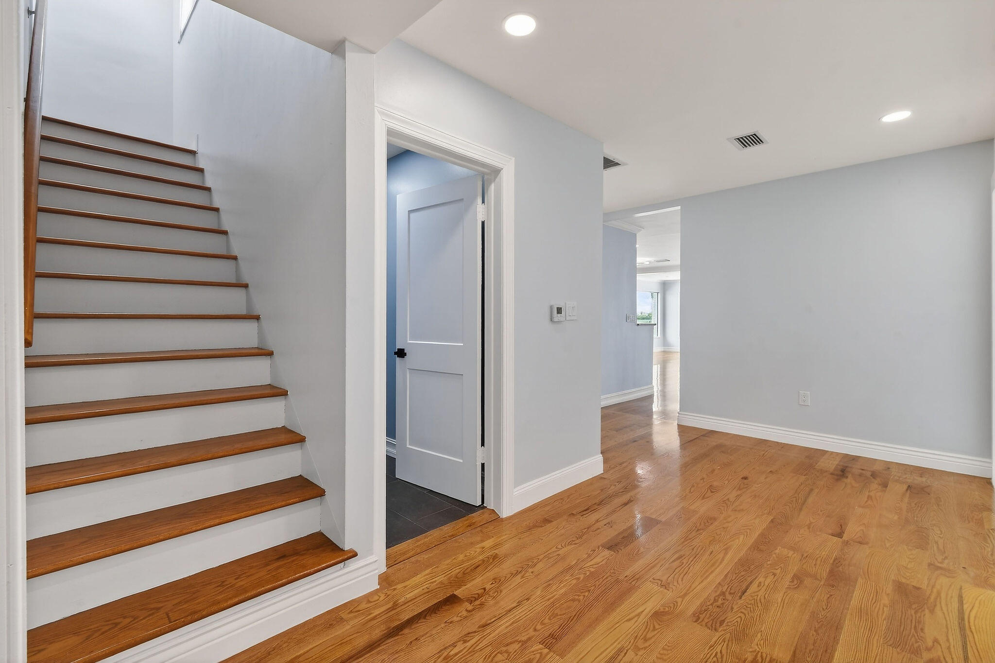 LAKE WORTH TOWN OF - Residential Lease