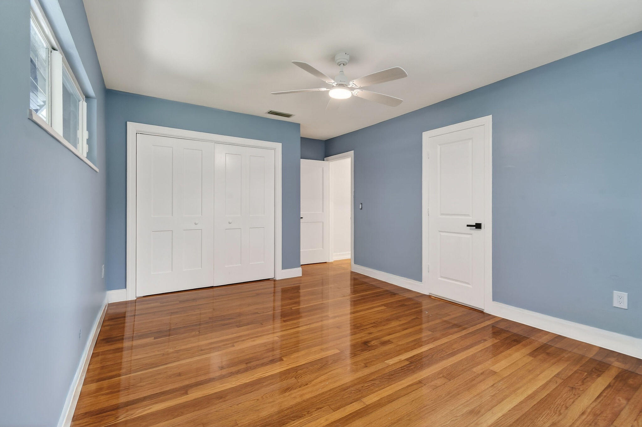 LAKE WORTH TOWN OF - Residential Lease