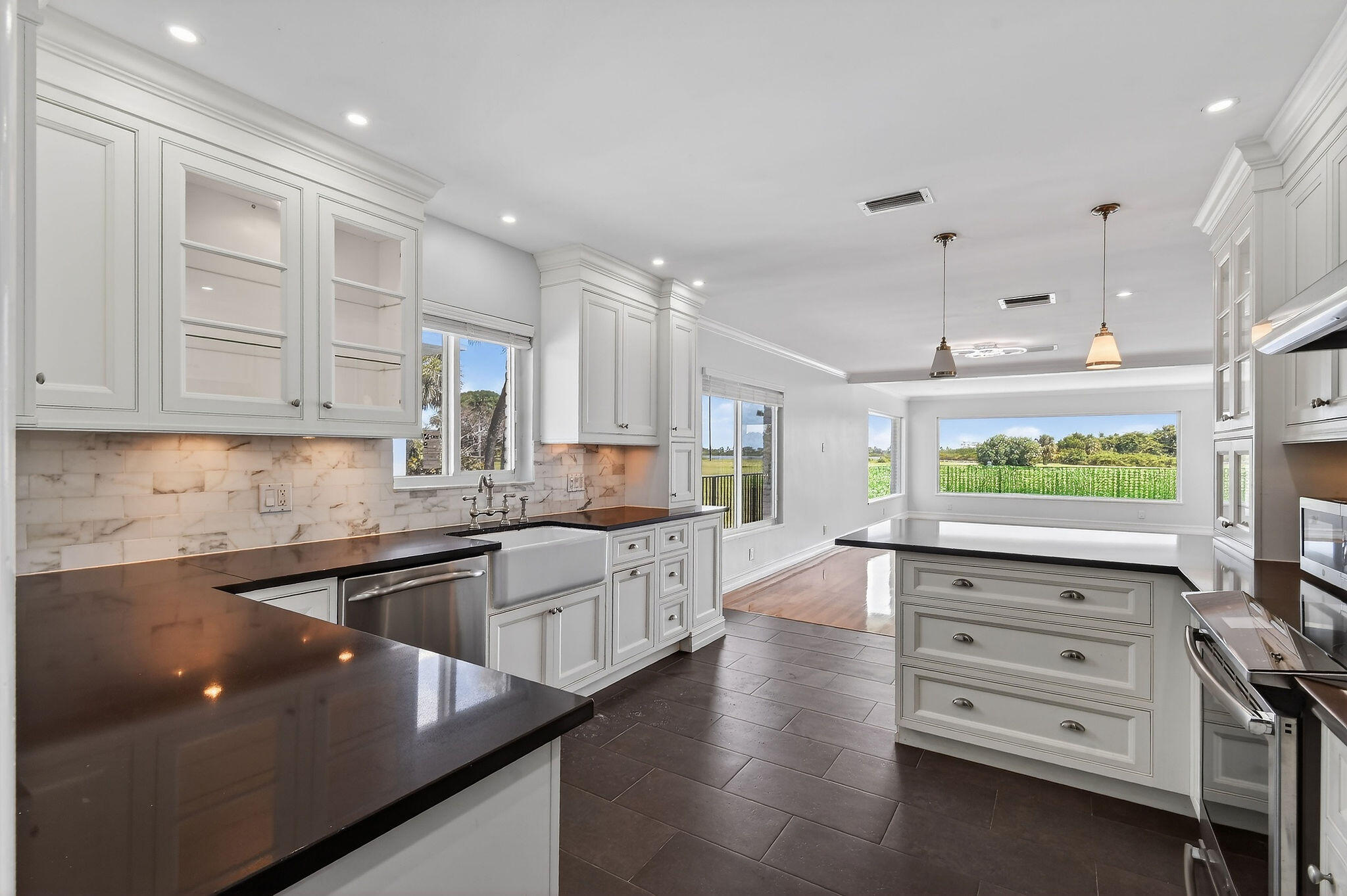 LAKE WORTH TOWN OF - Residential Lease