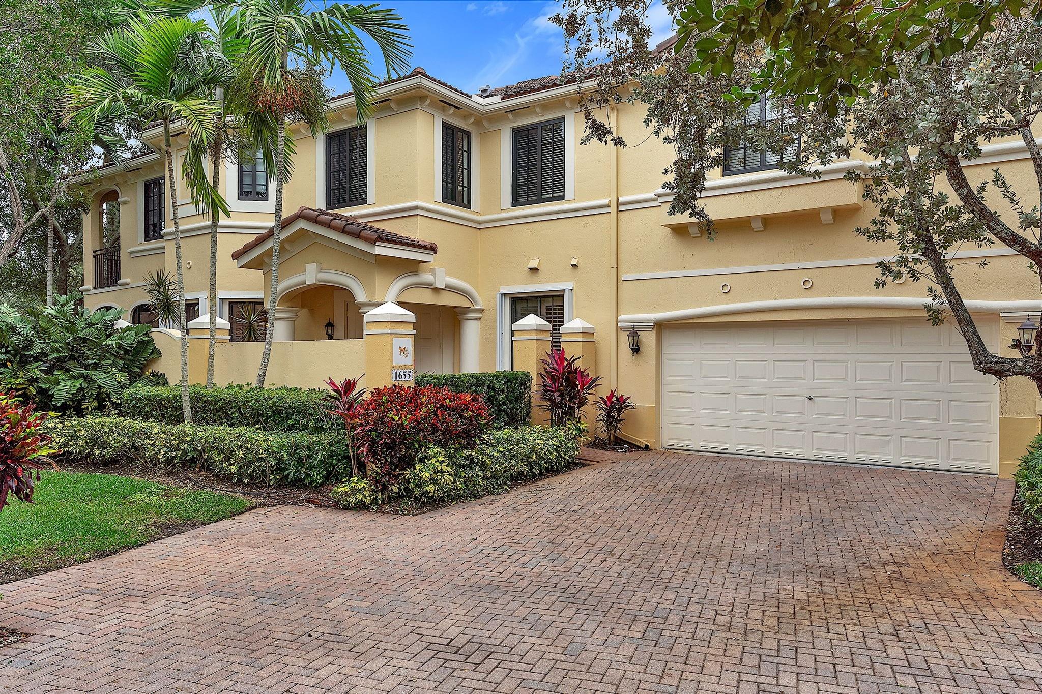 Mariposa Pointe - Residential