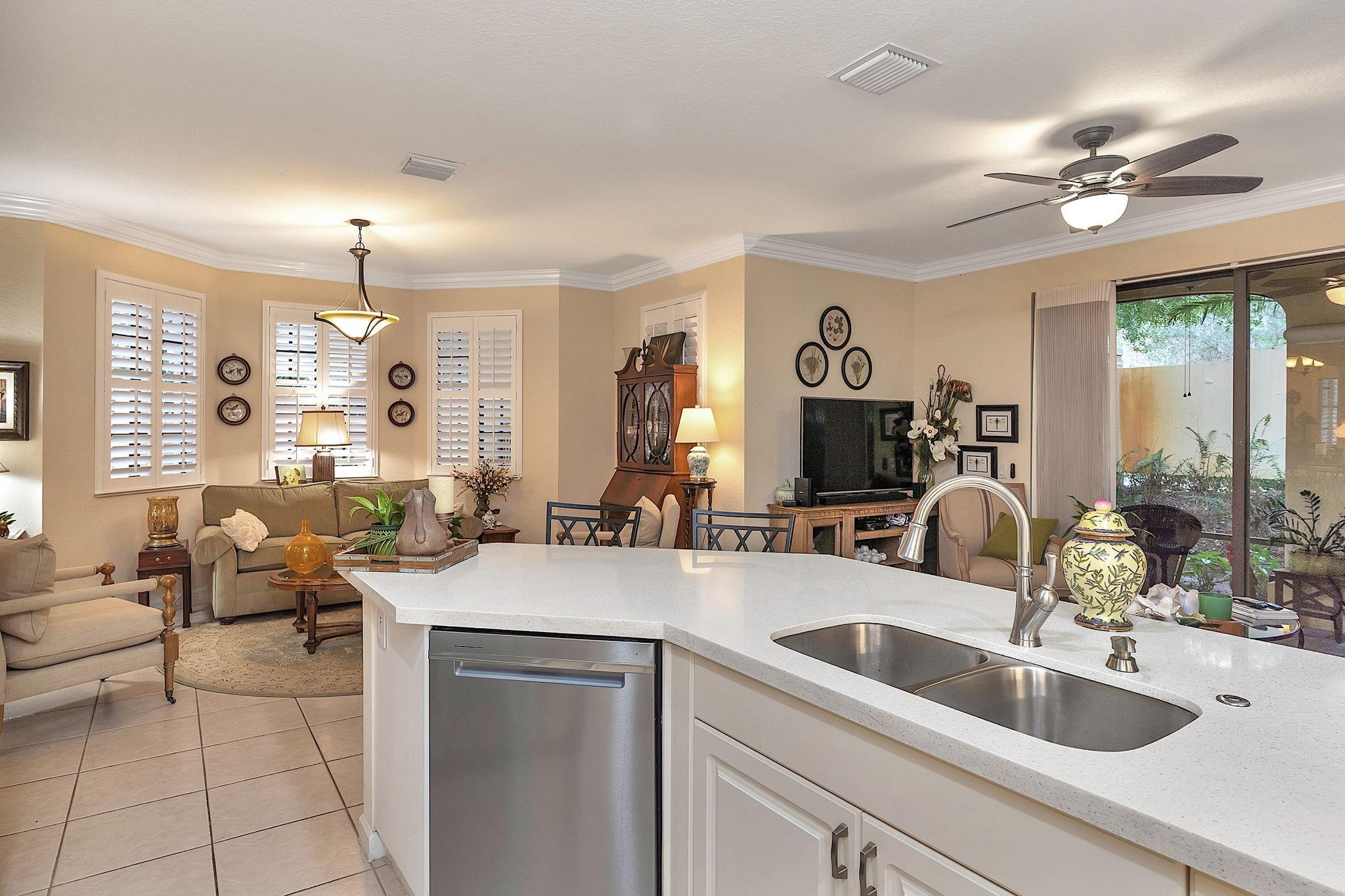 Mariposa Pointe - Residential