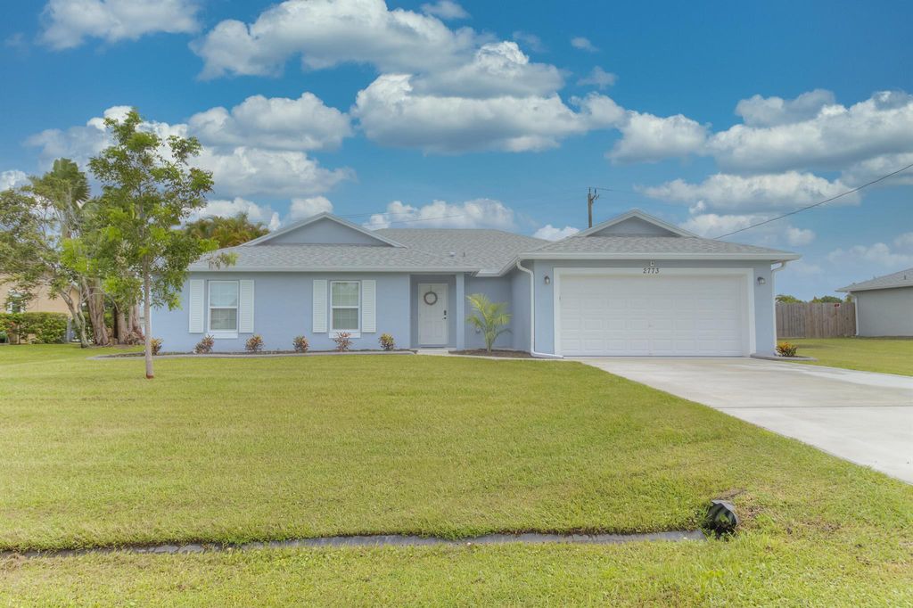 Photo of 2773 SE Caladium Avenue, Port St Lucie, FL 34952 (MLS # R10909009)