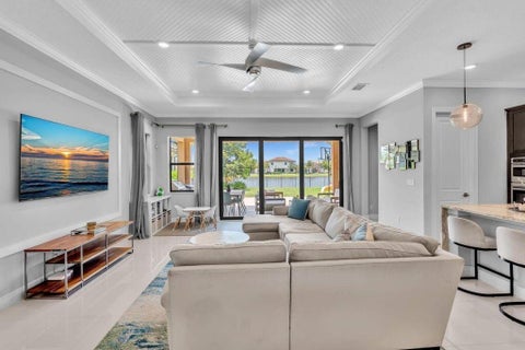 Tiny photo for 12143 S Baypoint Circle, Parkland, FL 33076 (MLS # B26074961)