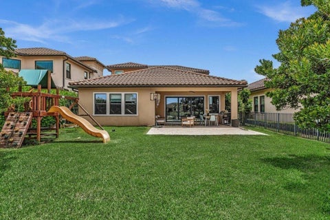 Tiny photo for 12143 S Baypoint Circle, Parkland, FL 33076 (MLS # B26074961)