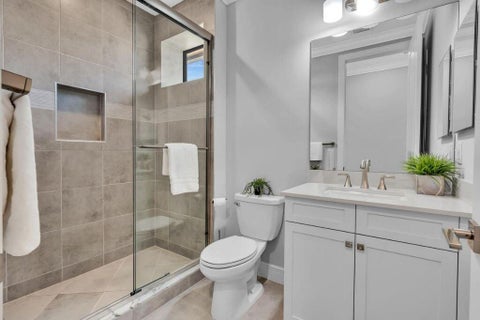 Tiny photo for 12143 S Baypoint Circle, Parkland, FL 33076 (MLS # B26074961)
