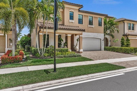 Tiny photo for 12143 S Baypoint Circle, Parkland, FL 33076 (MLS # B26074961)