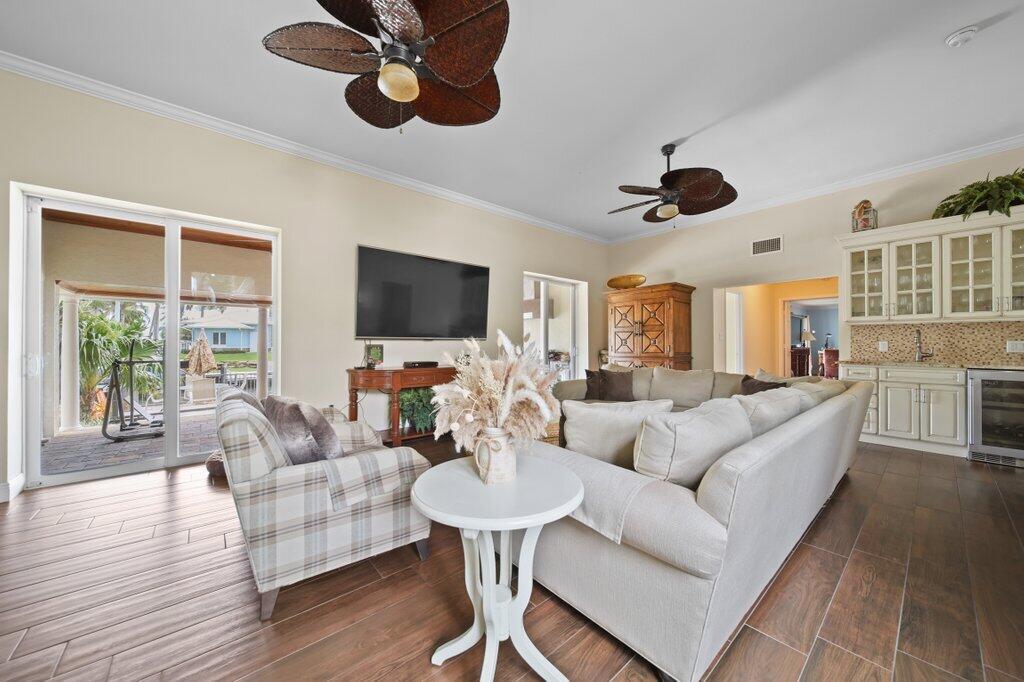 HIGH POINT - Residential