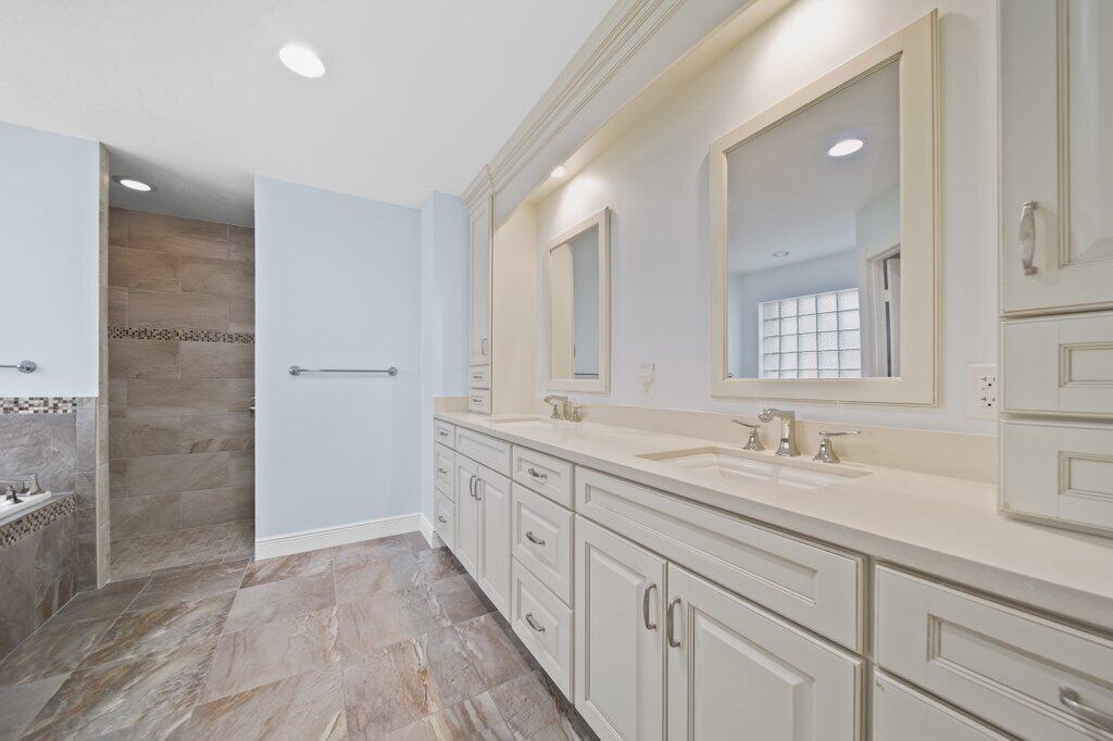 HIGH POINT - Residential