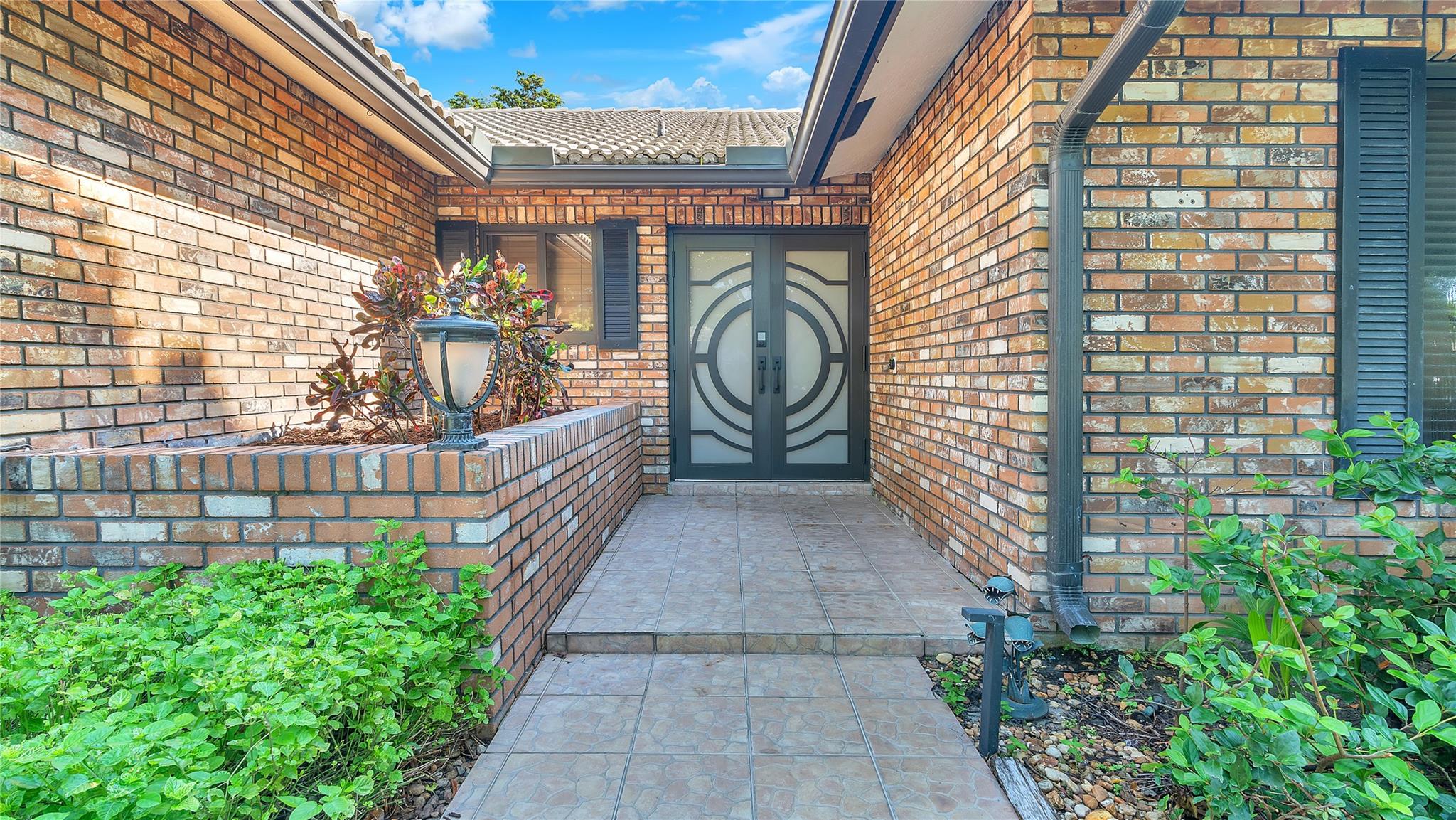 Breezewood 113-40 B - Residential