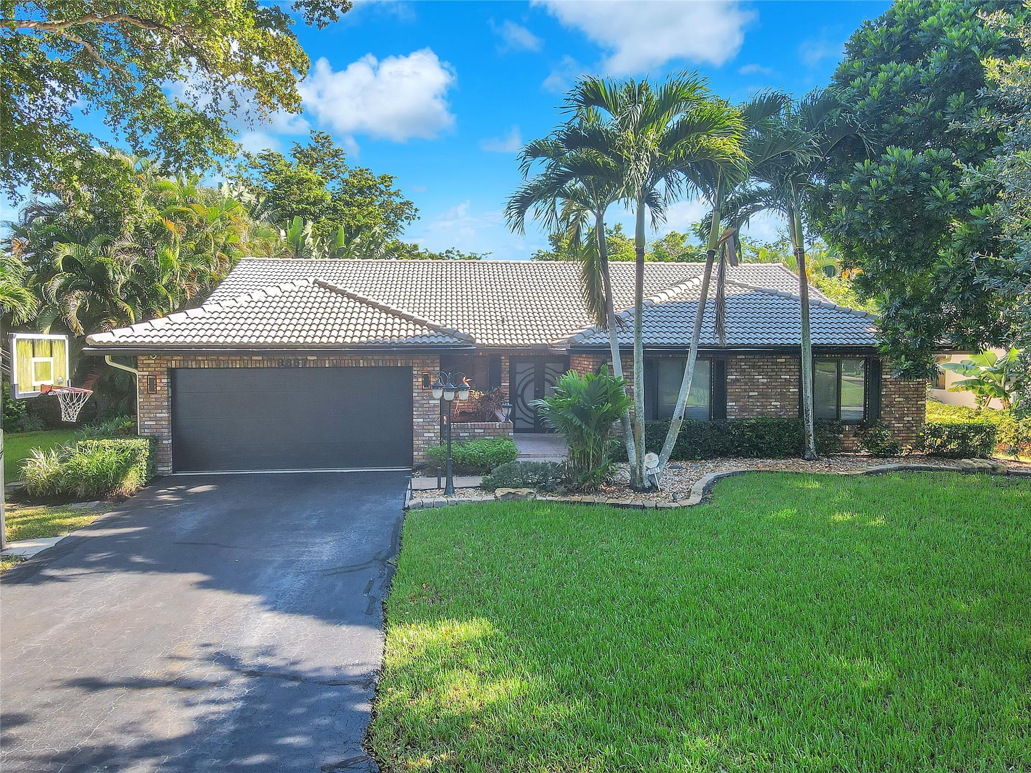 Breezewood 113-40 B - Residential