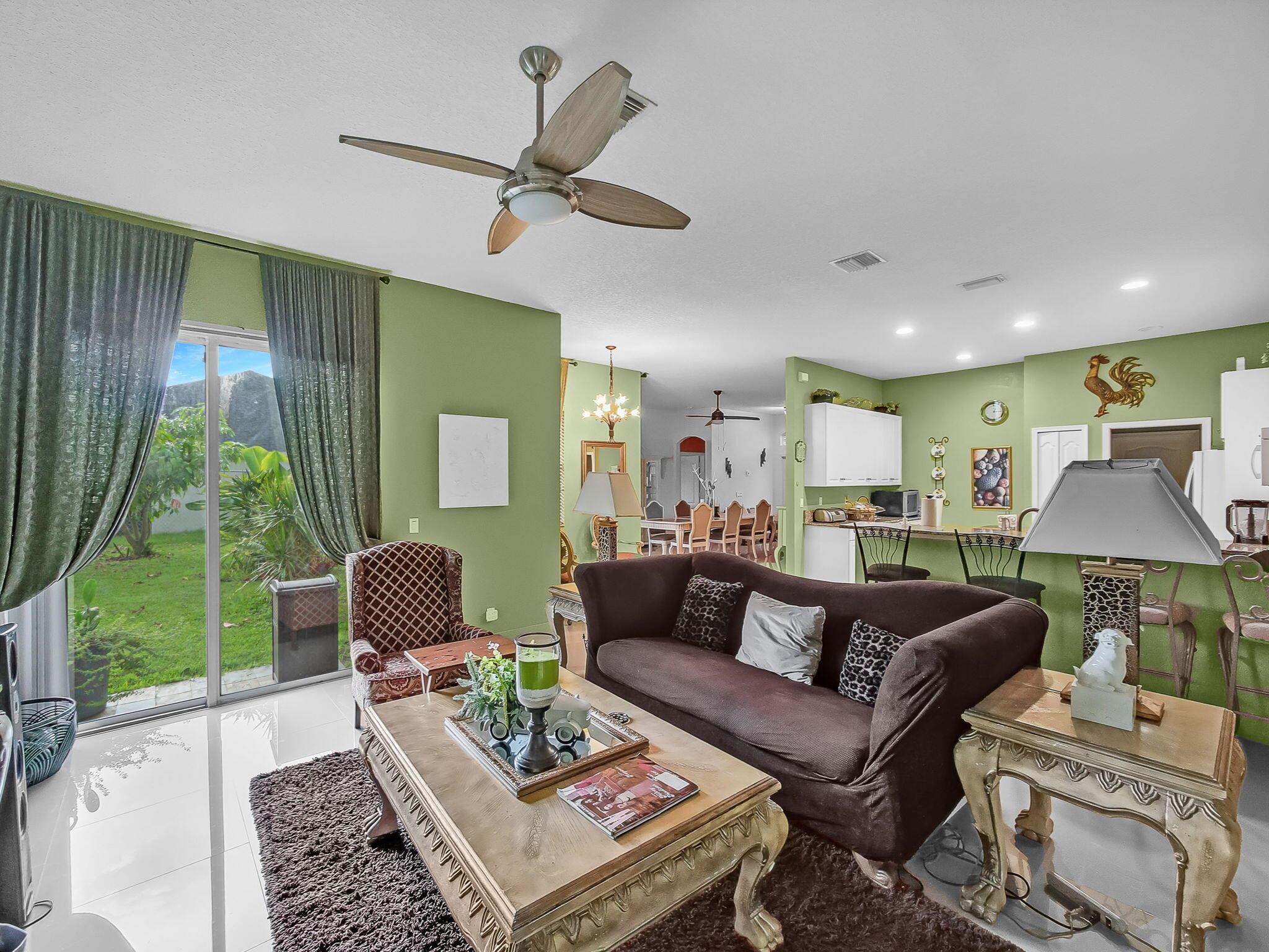 PORT ST LUCIE SECTION 9 - Residential